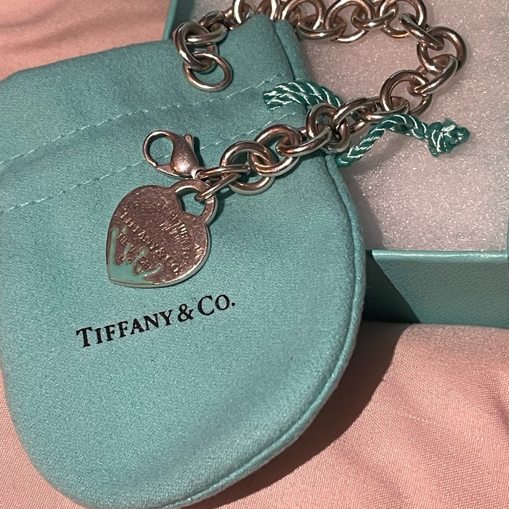 Tiffany & Co. Silver Bracelet with Heart Charm - Picture 6 of 8